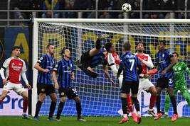 Soccer; Champions League: Inter vs Arsenal