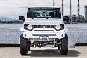 Le diverse facce di Suzuki Jimny modificato da ESB (ANSA)