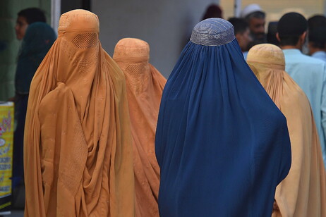 Donne con il burqa