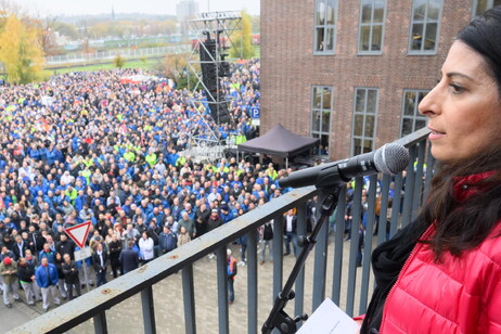 VW information event by workers' representatives in Wolfsburg