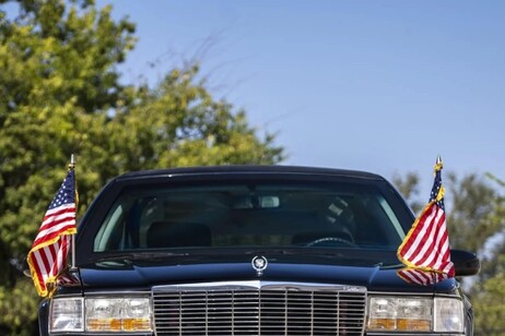 Cadillac Fleetwood Brougham Presidential Limousine