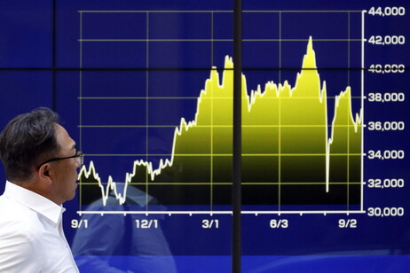 Bank of Japan keeps interest rates policy