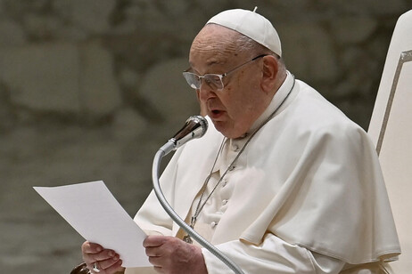 Papa Francesco un una foto di archivio