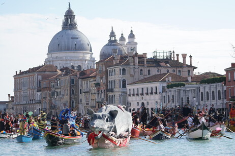 Pantegana sail parade in Venice