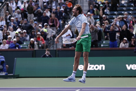 Indian Wells, Medvedev vince ed esulta come per un gol