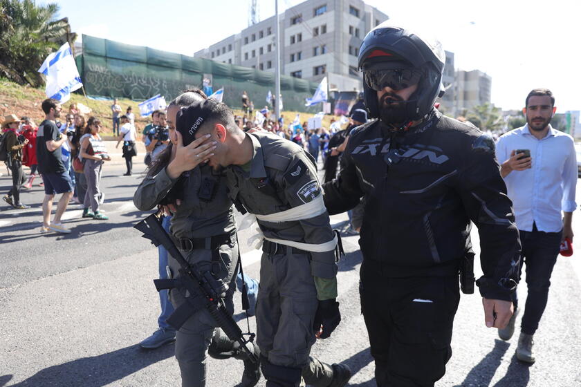 Anti government protest in Tel Aviv © ANSA/EPA