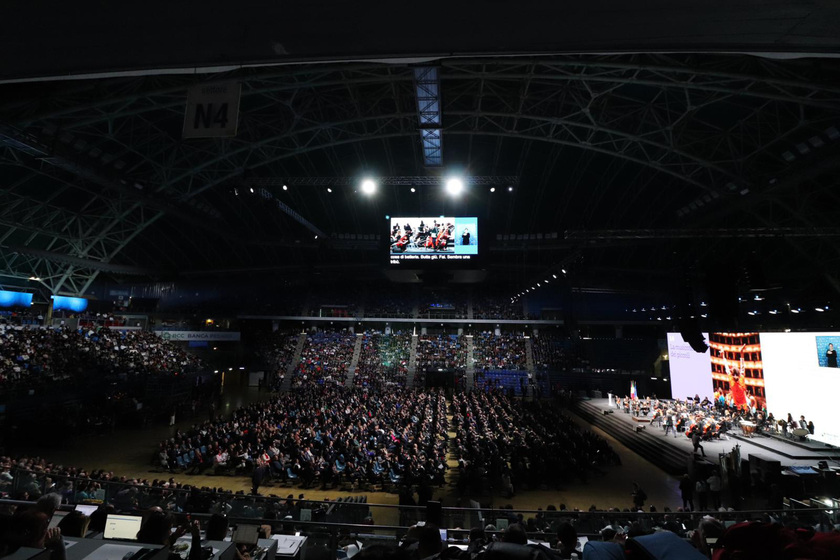 Standing ovation per Mattarella a Pesaro Capitale cultura - ALL RIGHTS RESERVED