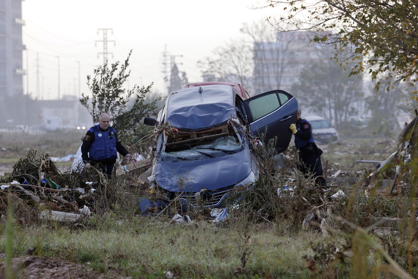 Search for missing people continues in the aftermath of deadly floods in Spain