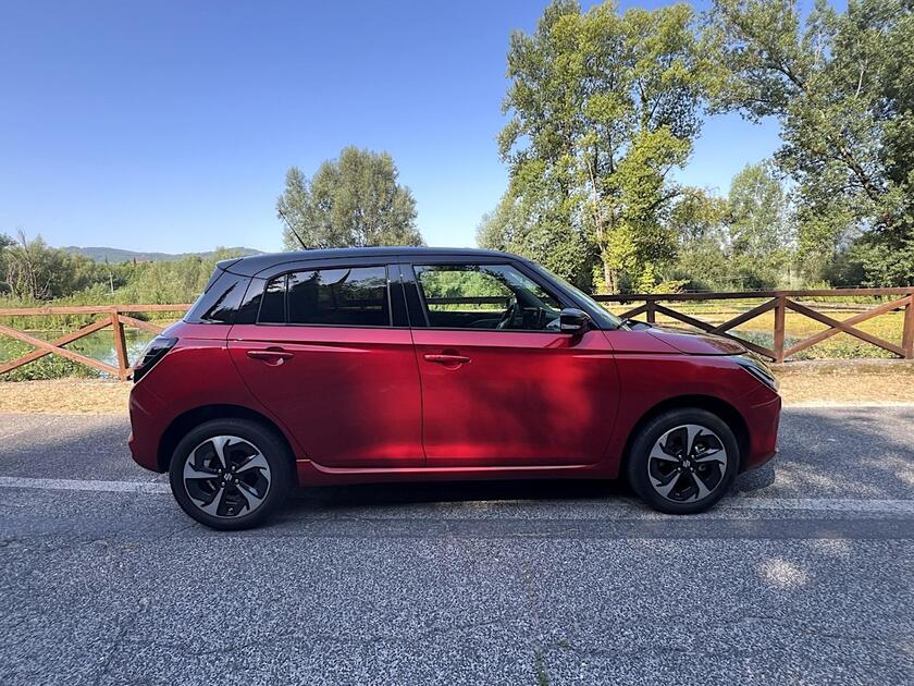 Nuova Suzuki Swift 1.2 Hybrid 4WD