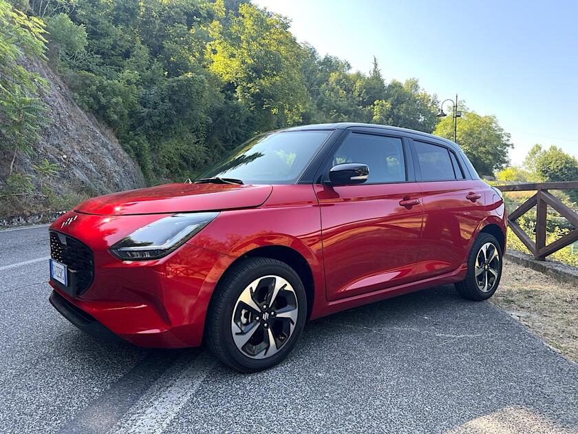 Nuova Suzuki Swift 1.2 Hybrid 4WD