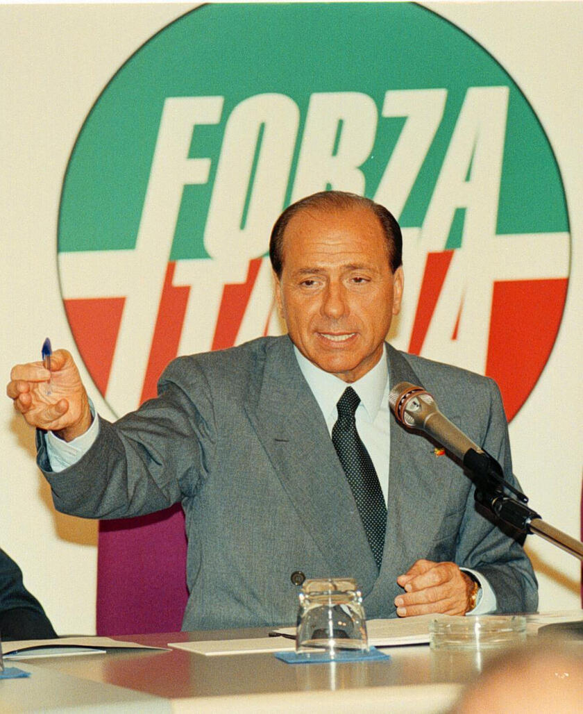 La discesa in campo di Silvio Berlusconi nel 1994