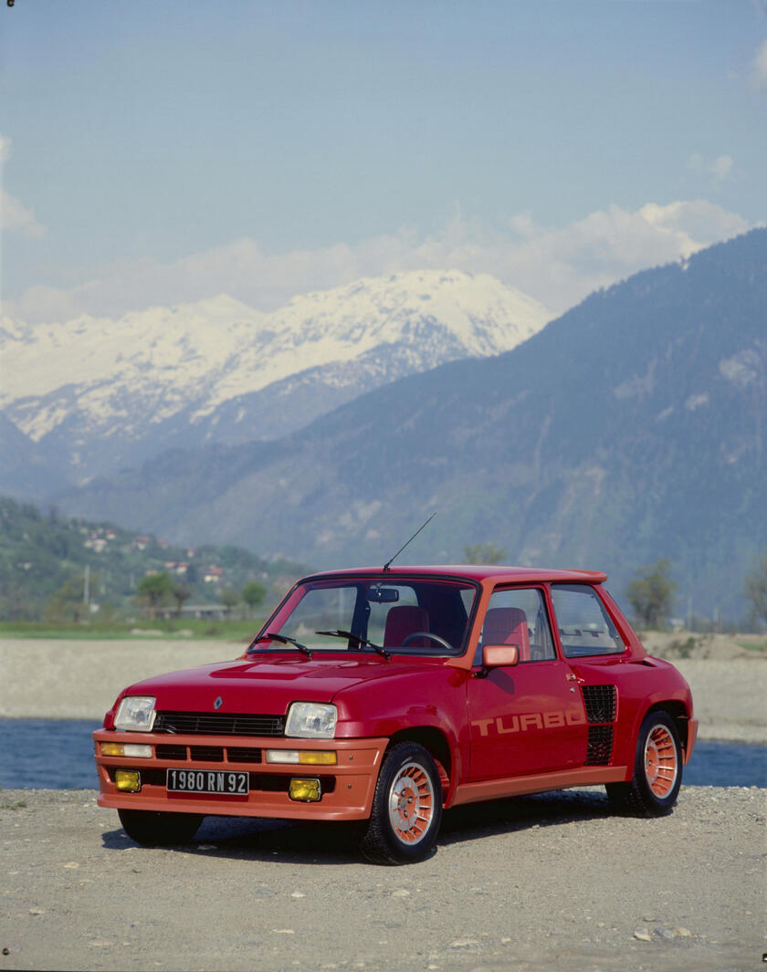 Renault 5 Turbo tra futuro imminente e passato glorioso