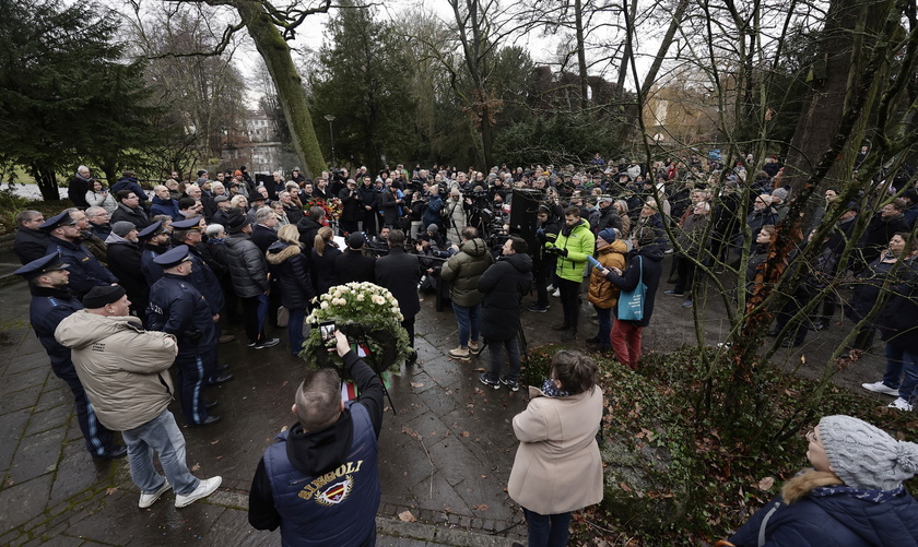 Aftermath of a knife attack in Aschaffenburg