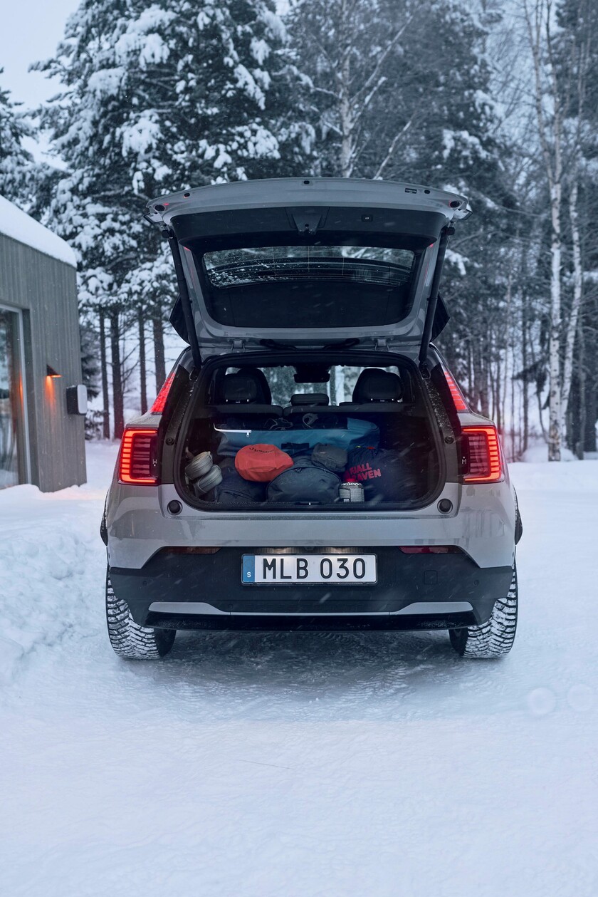 Volvo EX30 Cross Country  