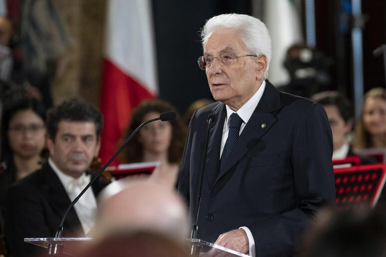 Mattarella:  'Nella Rai ci sia pluralismo e non spartizione ' - RIPRODUZIONE RISERVATA