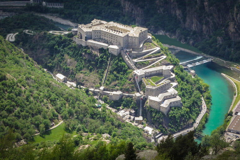 In viaggio fra le perle dei borghi italiani - RIPRODUZIONE RISERVATA