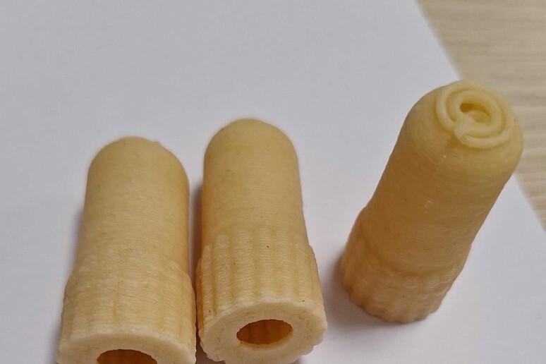 Bimba suggerisce pasta a forma di tappo, Barilla la realizza - RIPRODUZIONE RISERVATA