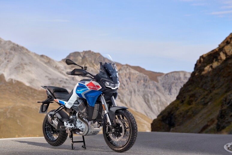 Prebooking per Aprilia Tuareg Rally e Guzzi Stelvio Duecento - RIPRODUZIONE RISERVATA