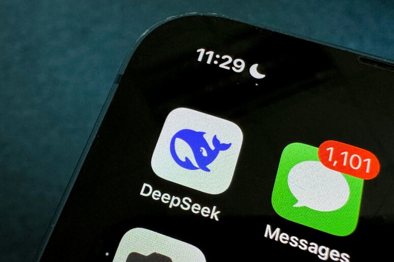 L 'app cinese DeepSeek spaventa i colossi Usa dell 'IA © ANSA/AFP